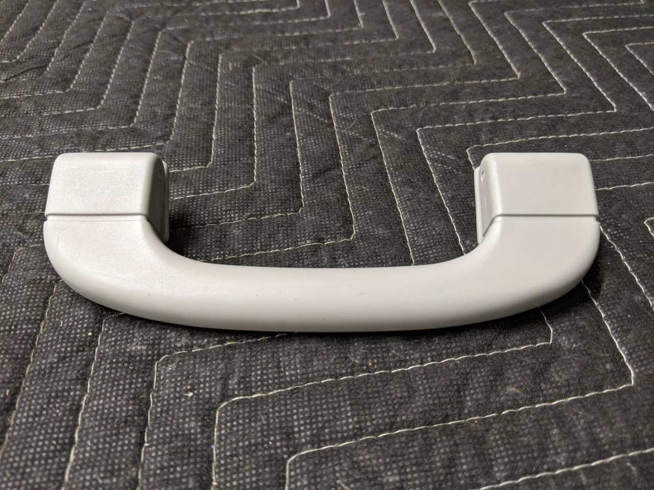 BMW E60/E61/E92 3-Series 5-Series Interior Grab Handle Front Gray 51169143527