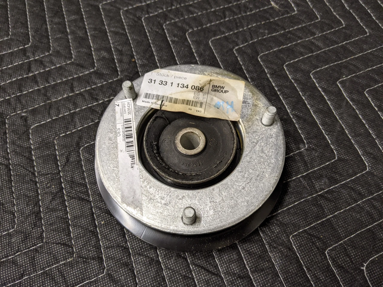BMW E32 31331134086 | recycleBMWs.com | Used BMW Parts