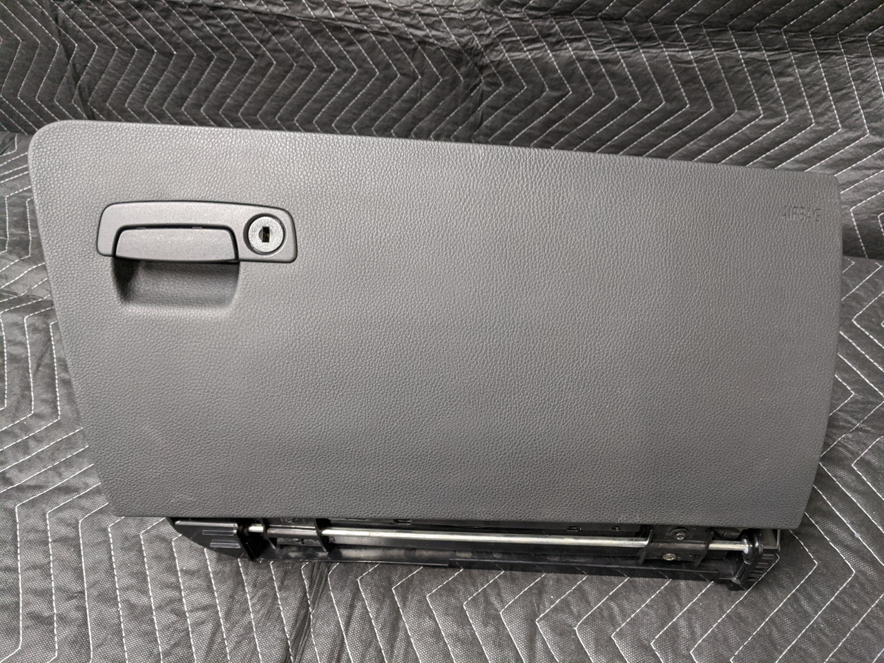 BMW E93 M3 Convertible Passenger Glove Box Airbag Module 51167151352