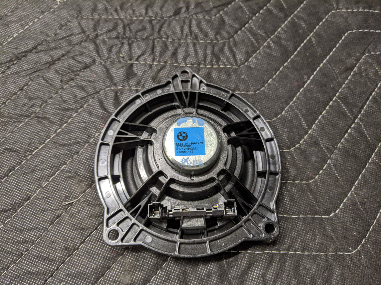 F10曲家 BMW F10/F11/F12/F13 65139175697 | recycleBMWs.com | Used BMW Parts