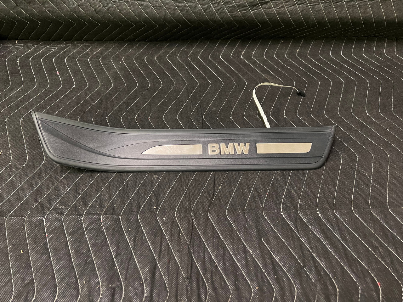 BMW F07 5-Series GT Lighted Door Sill Cover Rear Right 51477193476