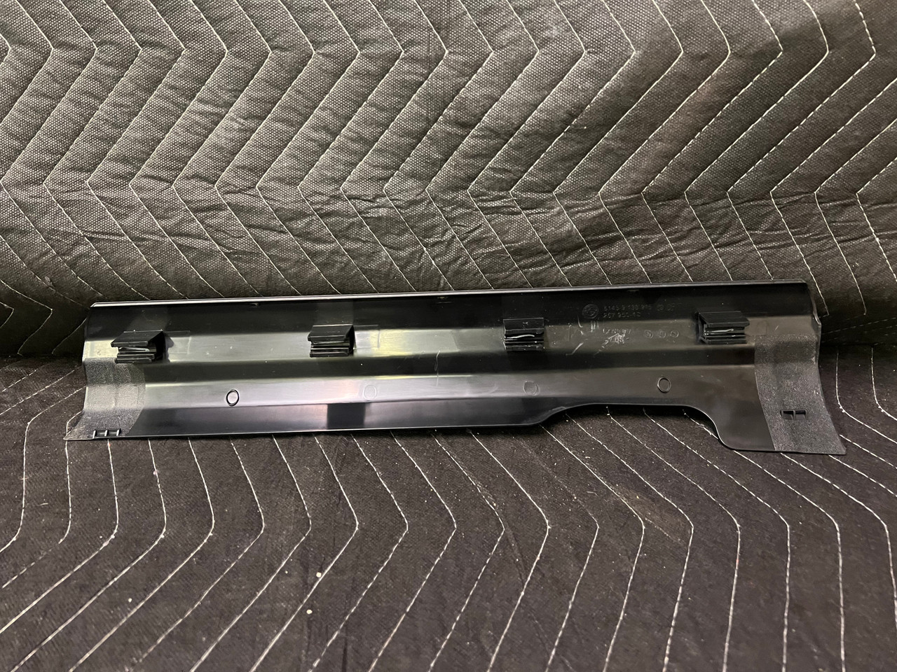 BMW F07 5-Series GT Front Left Drivers Side Entry Sill Trim Panel 9138915