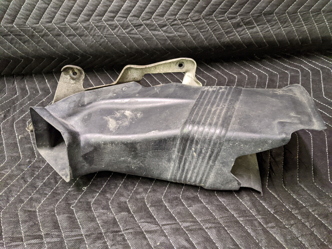 BMW E46 3-Series Convertible M3 Front Right Passenger Brake Air Duct 51717892786