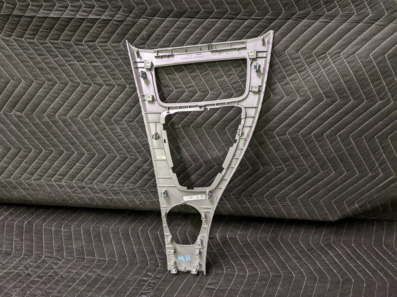 BMW E90/E91 51166970137 | recycleBMWs.com | Used BMW Parts