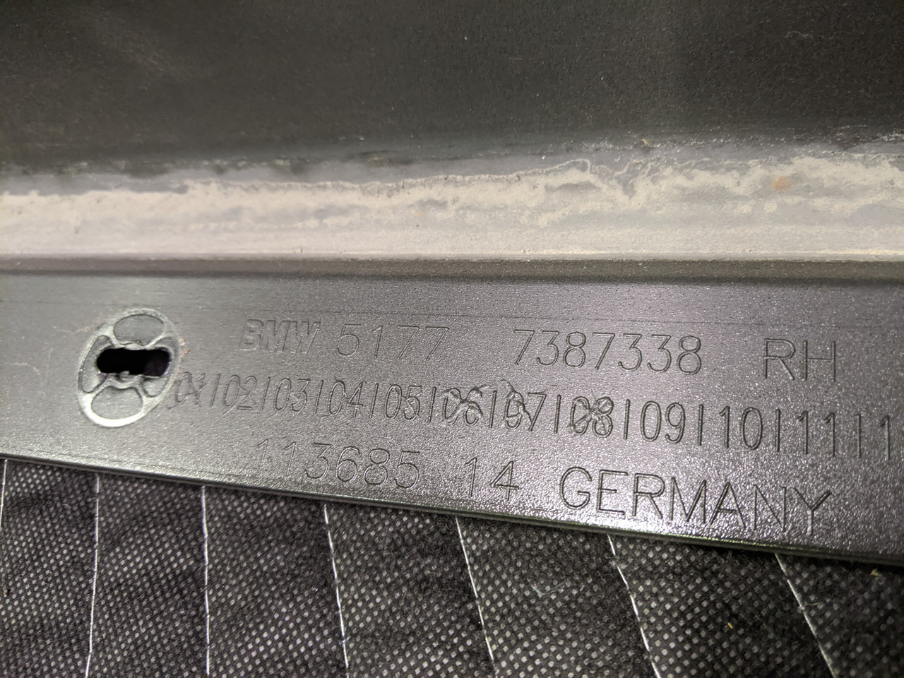 BMW G30/G31 5-Series Rocker Panel Molding Trim Right Passenger 51777387338