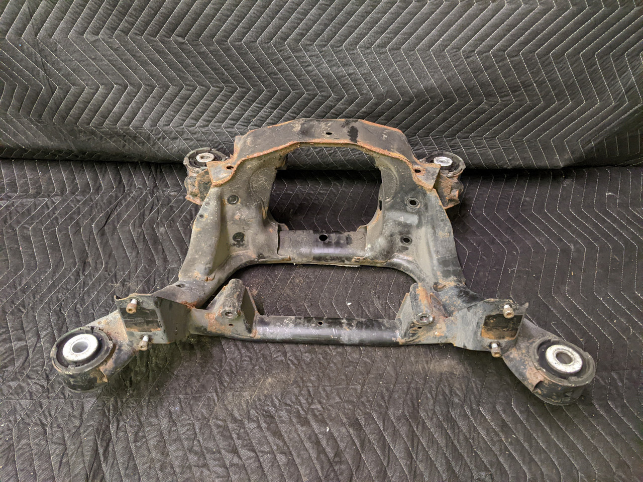 BMW E46 M3 Rear Axle Carrier Subframe 33312282490