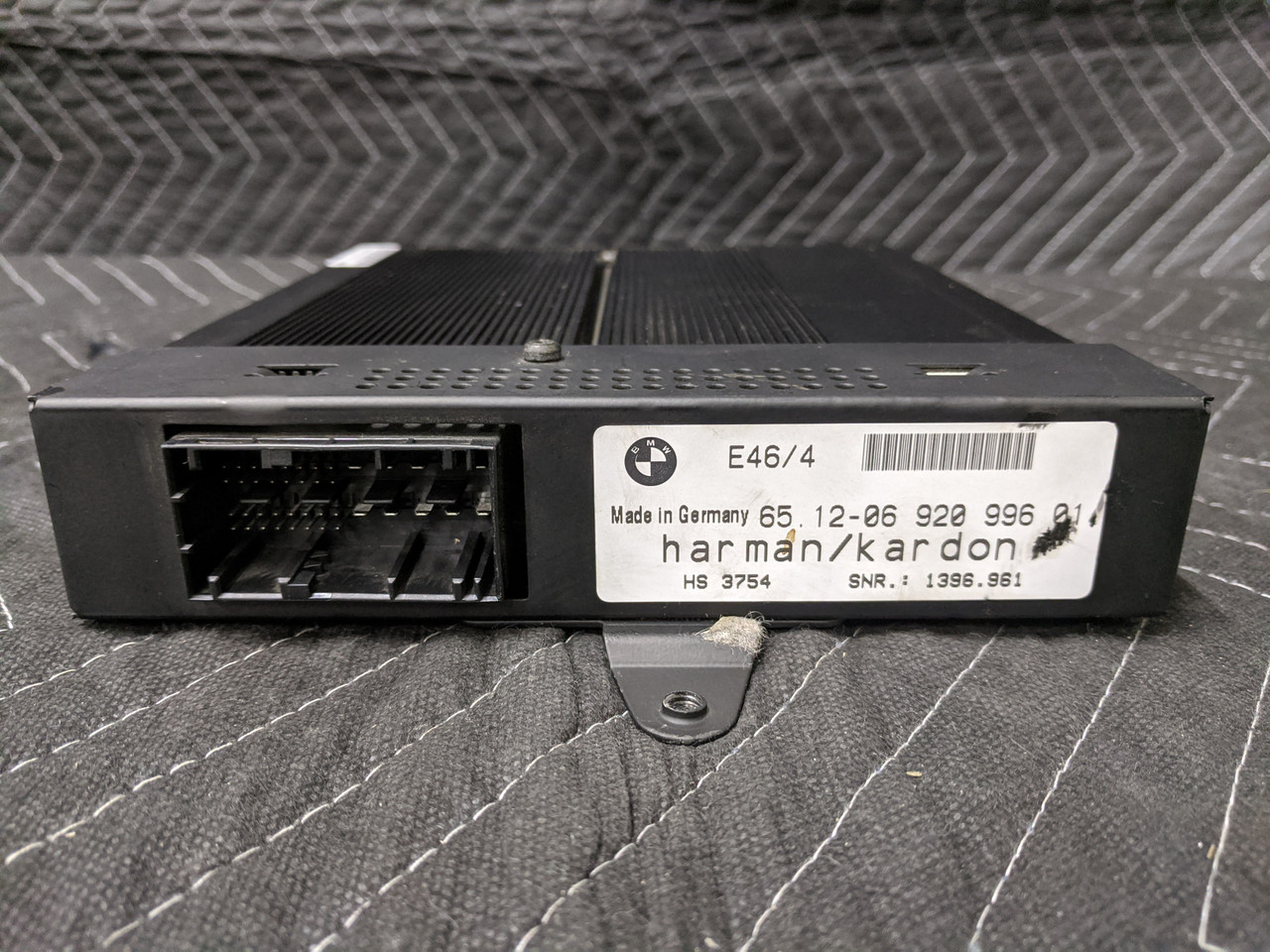 BMW E46 Hifi Amplifier Harman Kardon 65136920996