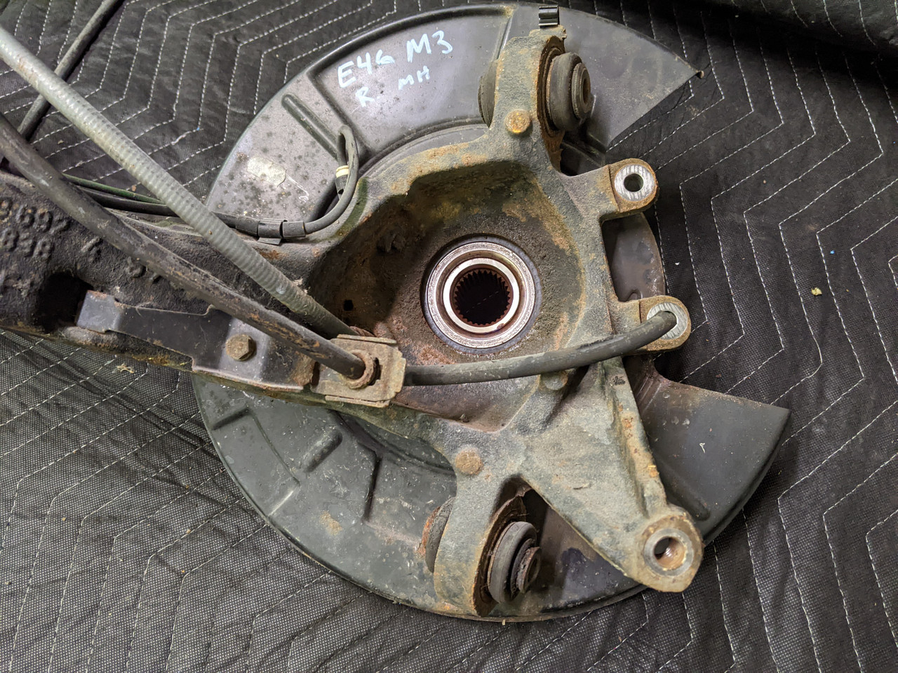 BMW E46 33322229686 | recycleBMWs.com | Used BMW Parts
