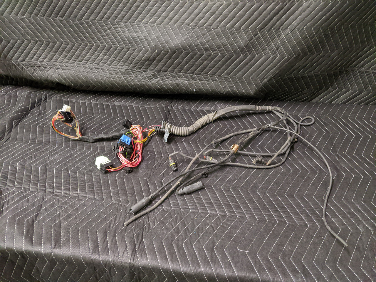 BMW E39 5-Series Engine DME Transmission TCU Box Wiring Harness 12517503591