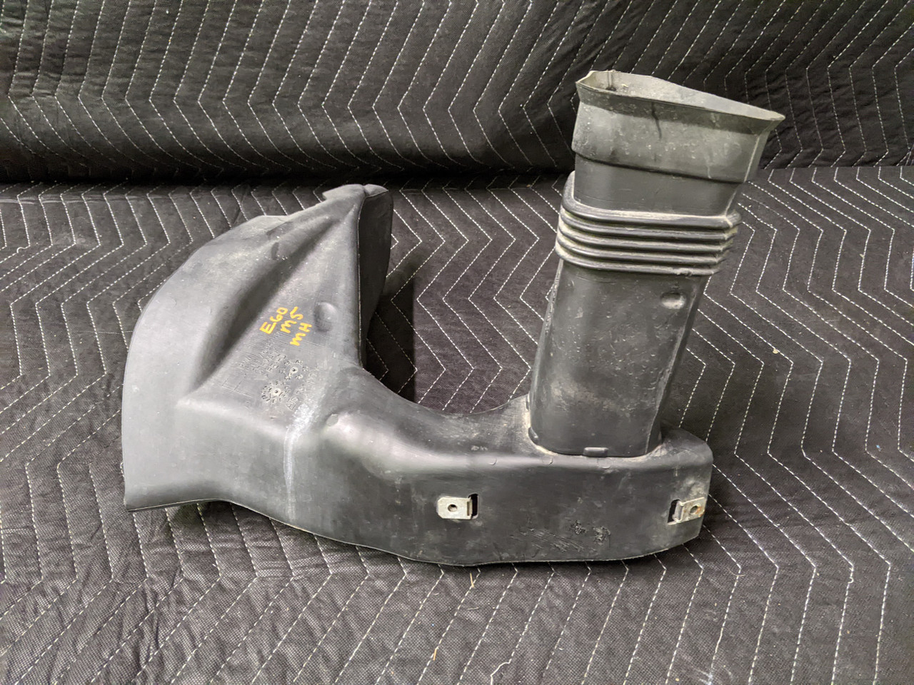 BMW E60 M5 Front Bumper Right Air Brake Duct 51117898242