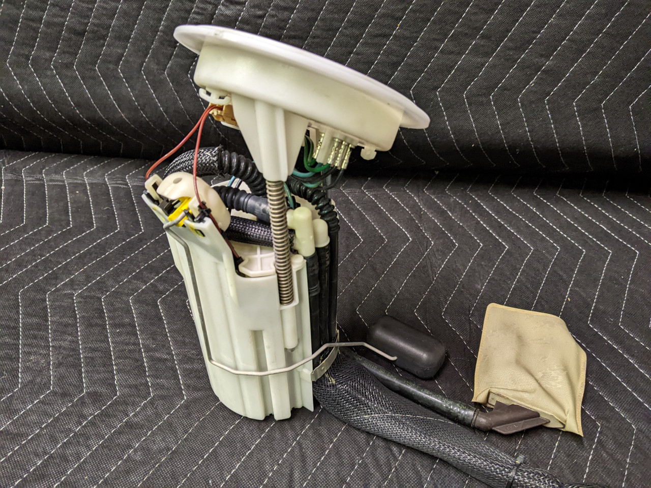 BMW E60 2282690 Used BMW Parts