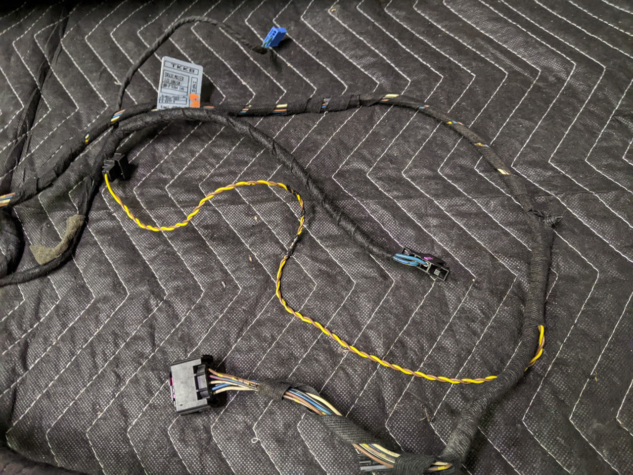 BMW E46 M3 Convertible Driver Door Wiring Harness 61126935983