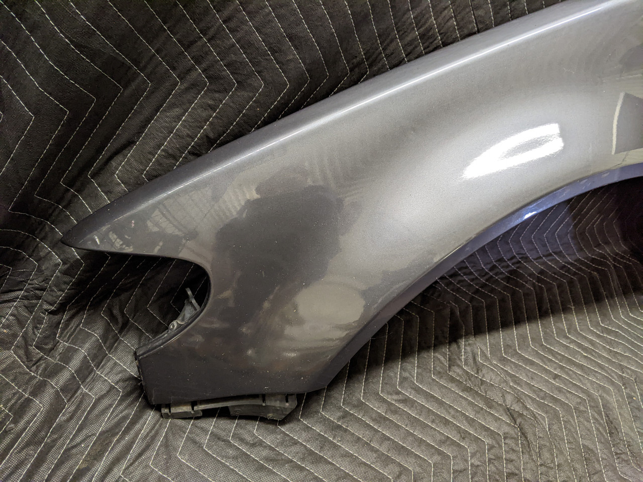 BMW E46 3-Series Fender Front Left 41357042323