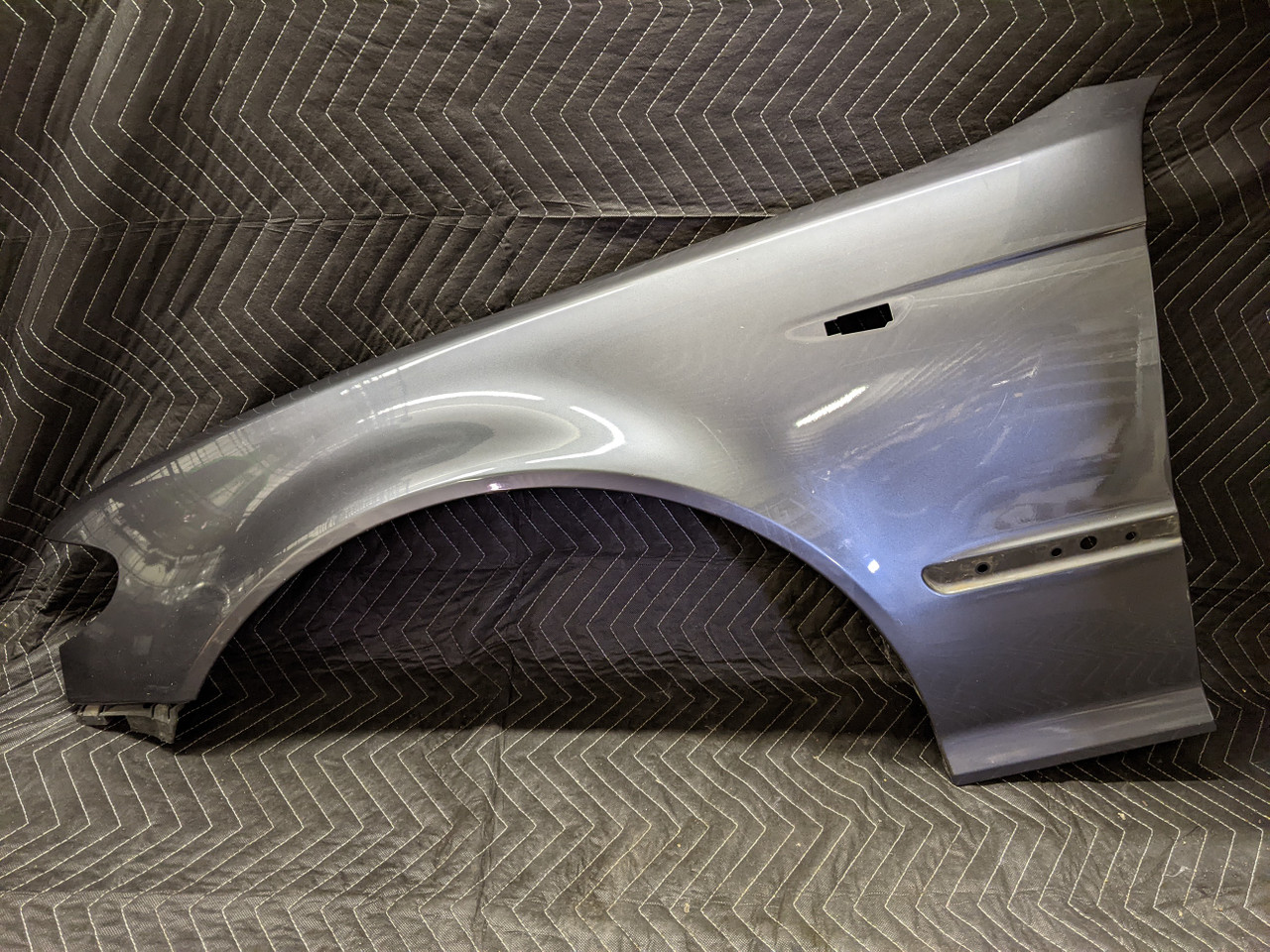 BMW E46 3-Series Fender Front Left 41357042323