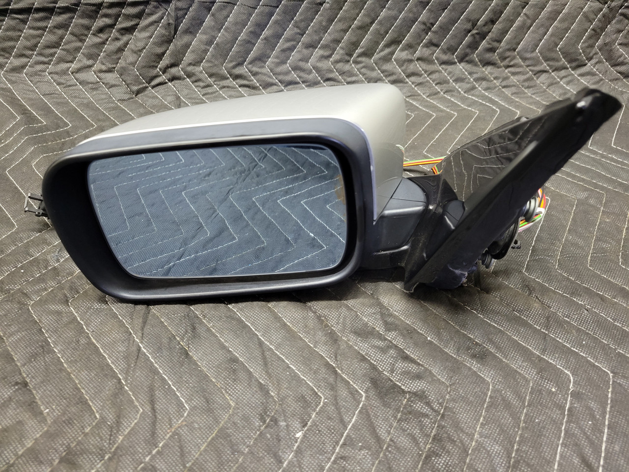 BMW E39 5-Series Side Mirror Driver's Left Shadow Line 51167890075