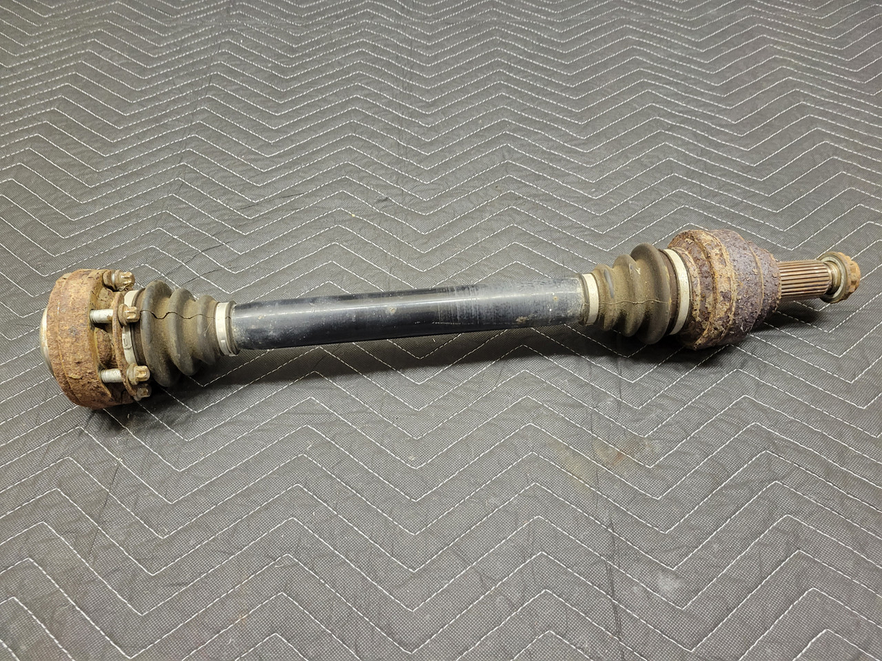 BMW E90 33207527065 | recycleBMWs.com | Used BMW Parts