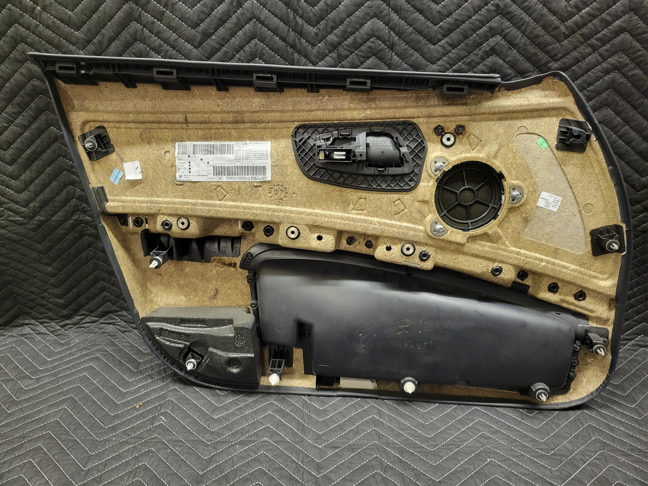 BMW E90/E91 51417217542 | recycleBMWs.com | Used BMW Parts