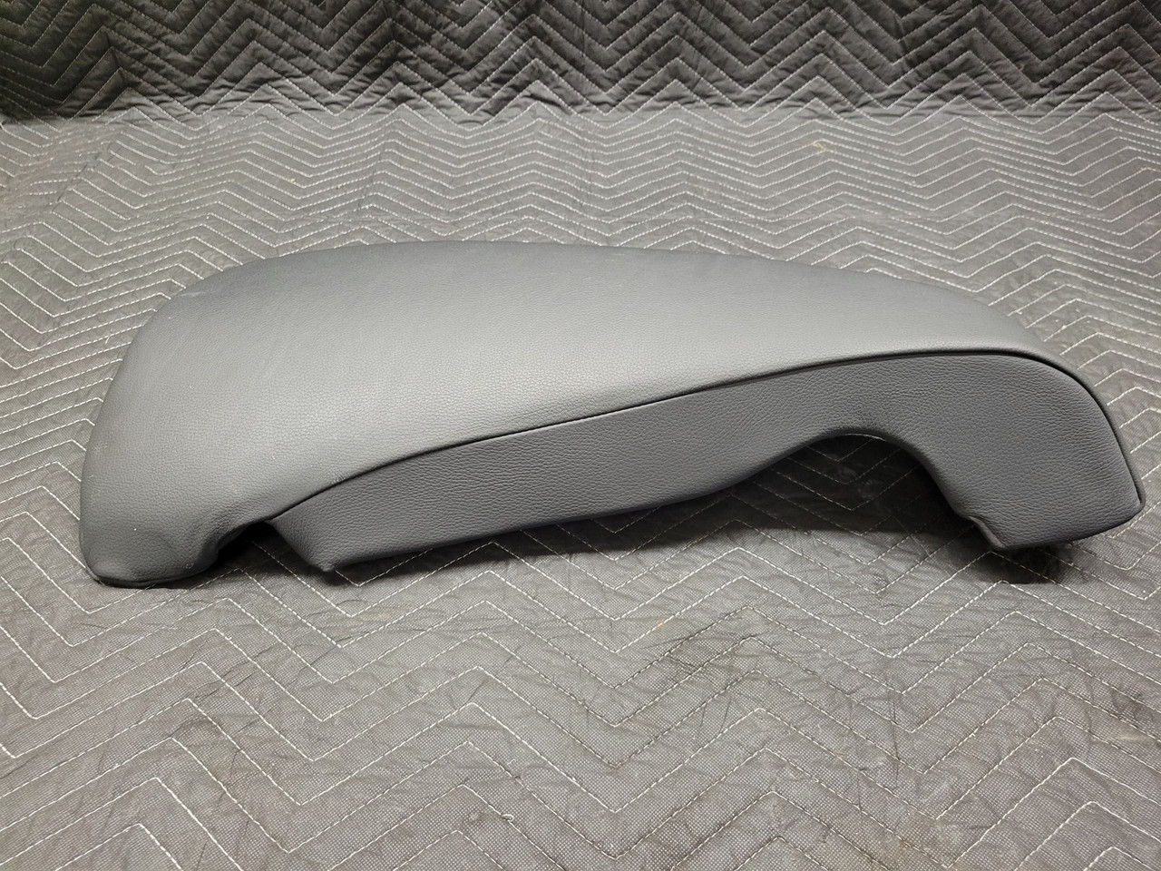 BMW E90 3-Series Rear Right Leather Seat Bolster 7149670