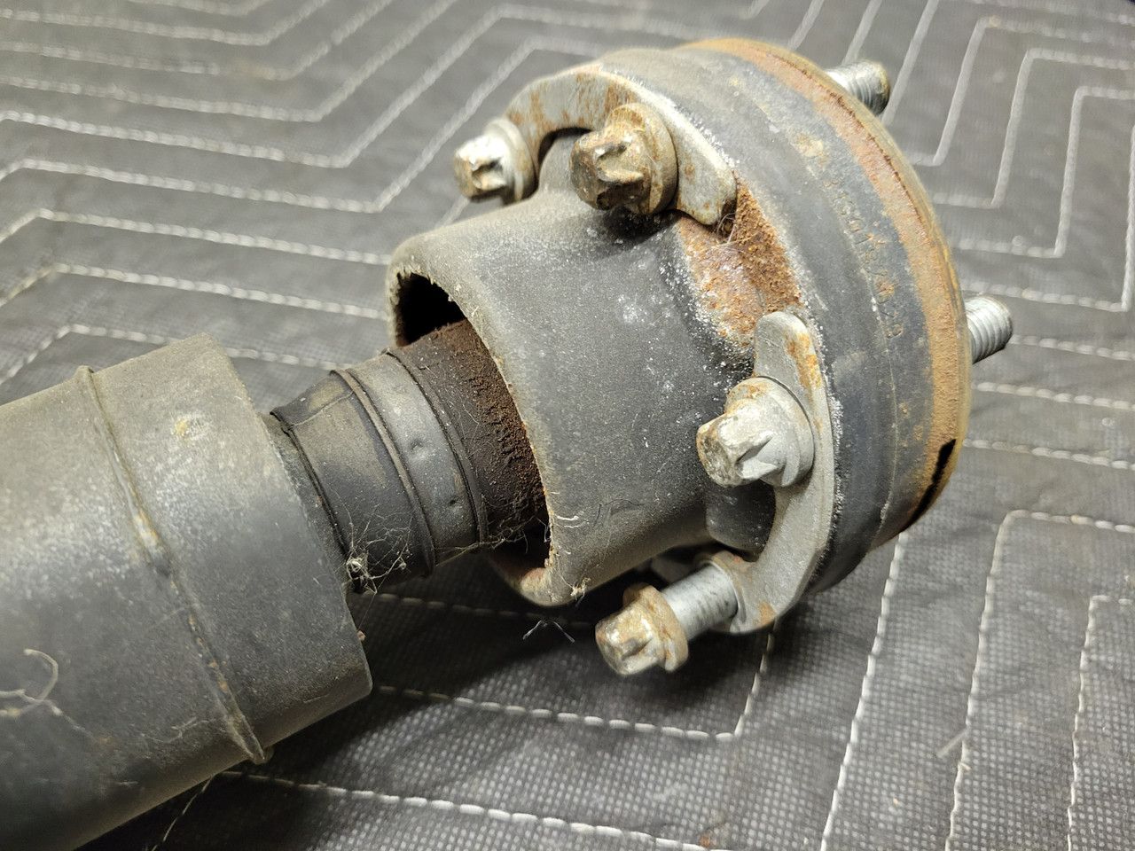 BMW E46 26117505211 | recycleBMWs.com | Used BMW Parts