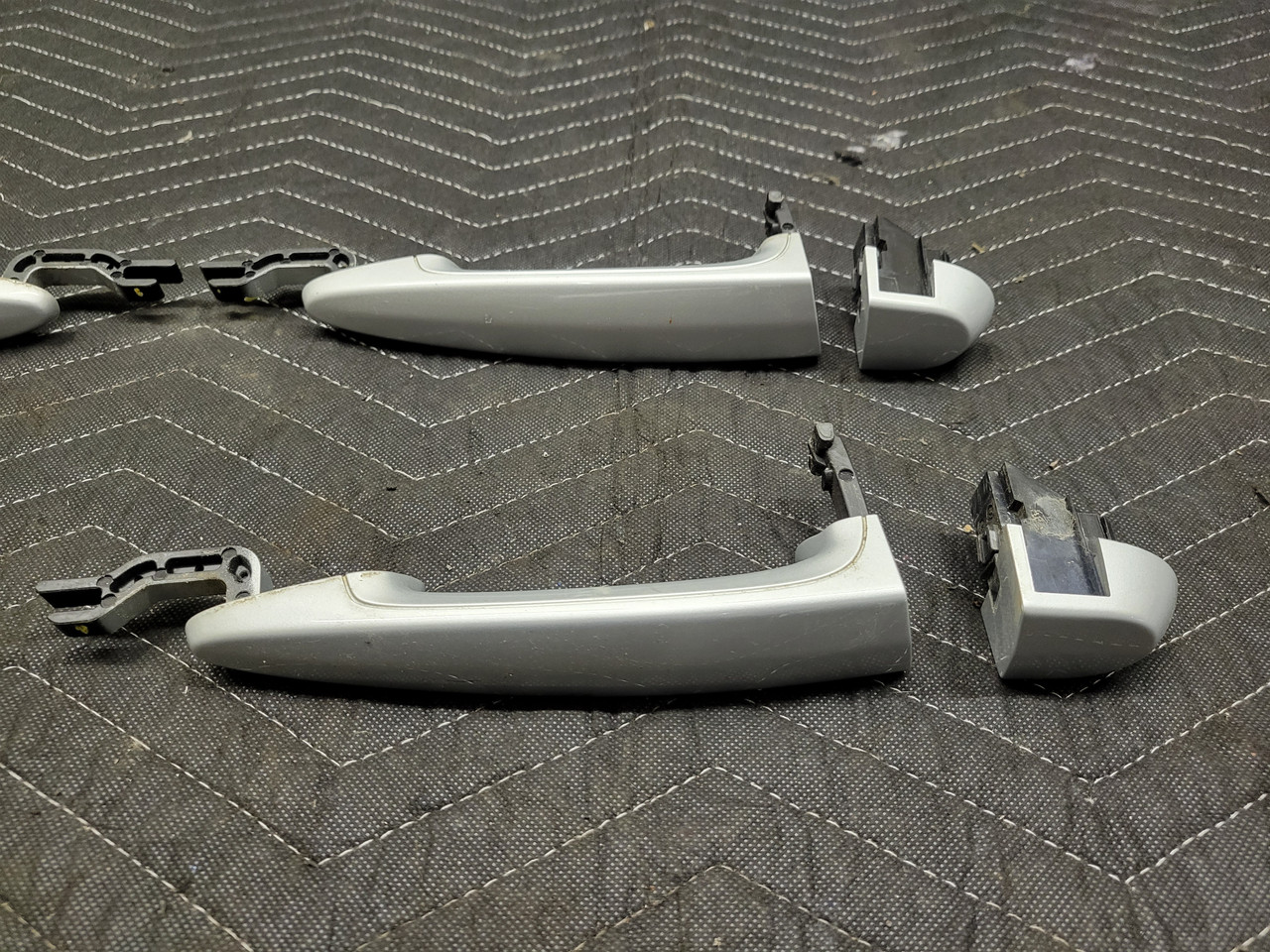 BMW E90 3-Series Exterior Door Handle Set With Key 51217207561