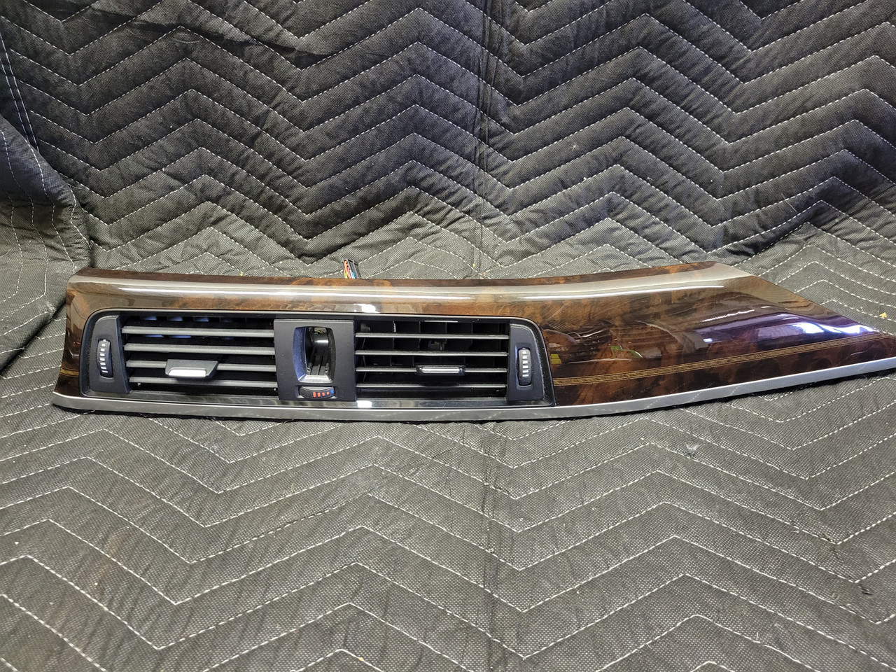  F30 F３２など　純正ダッシュボード木目パネル　他二点 BMW F30/F31 51459249116 | recycleBMWs.com | Used BMW Parts