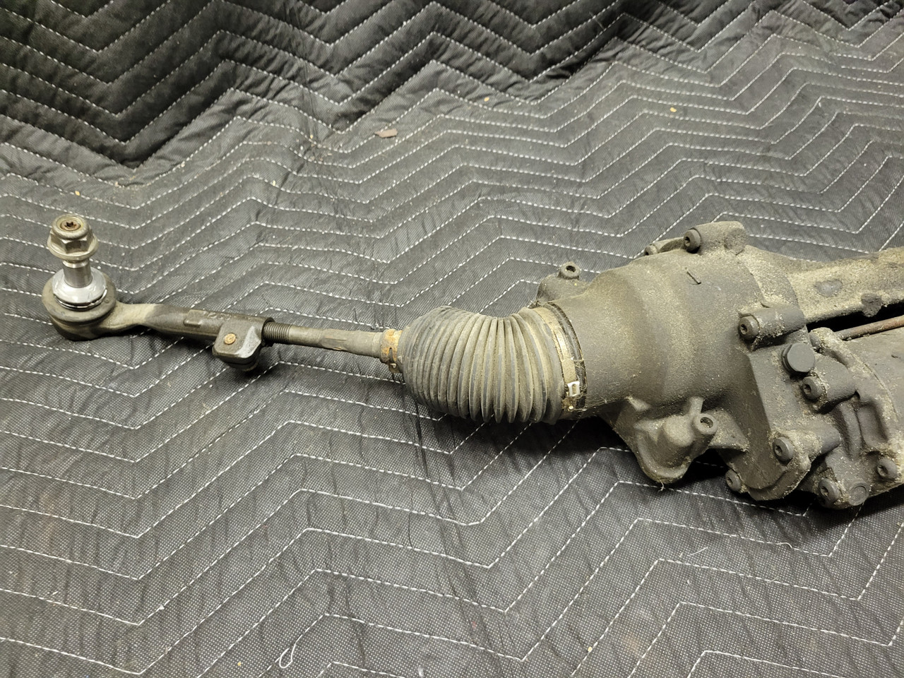BMW F30/F31 32106864975 | recycleBMWs.com | Used BMW Parts