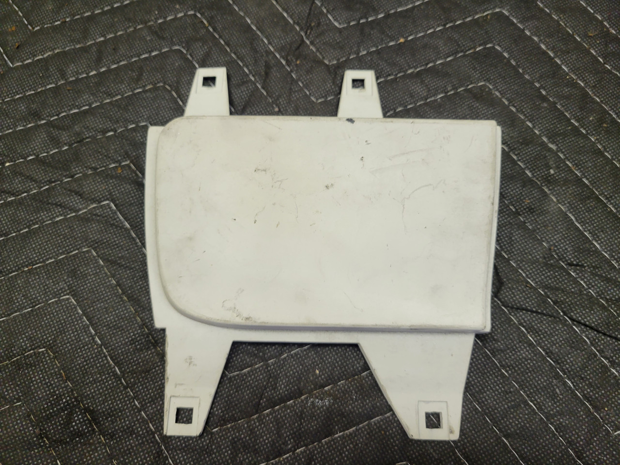 BMW E30 51711979322 | recycleBMWs.com | Used BMW Parts
