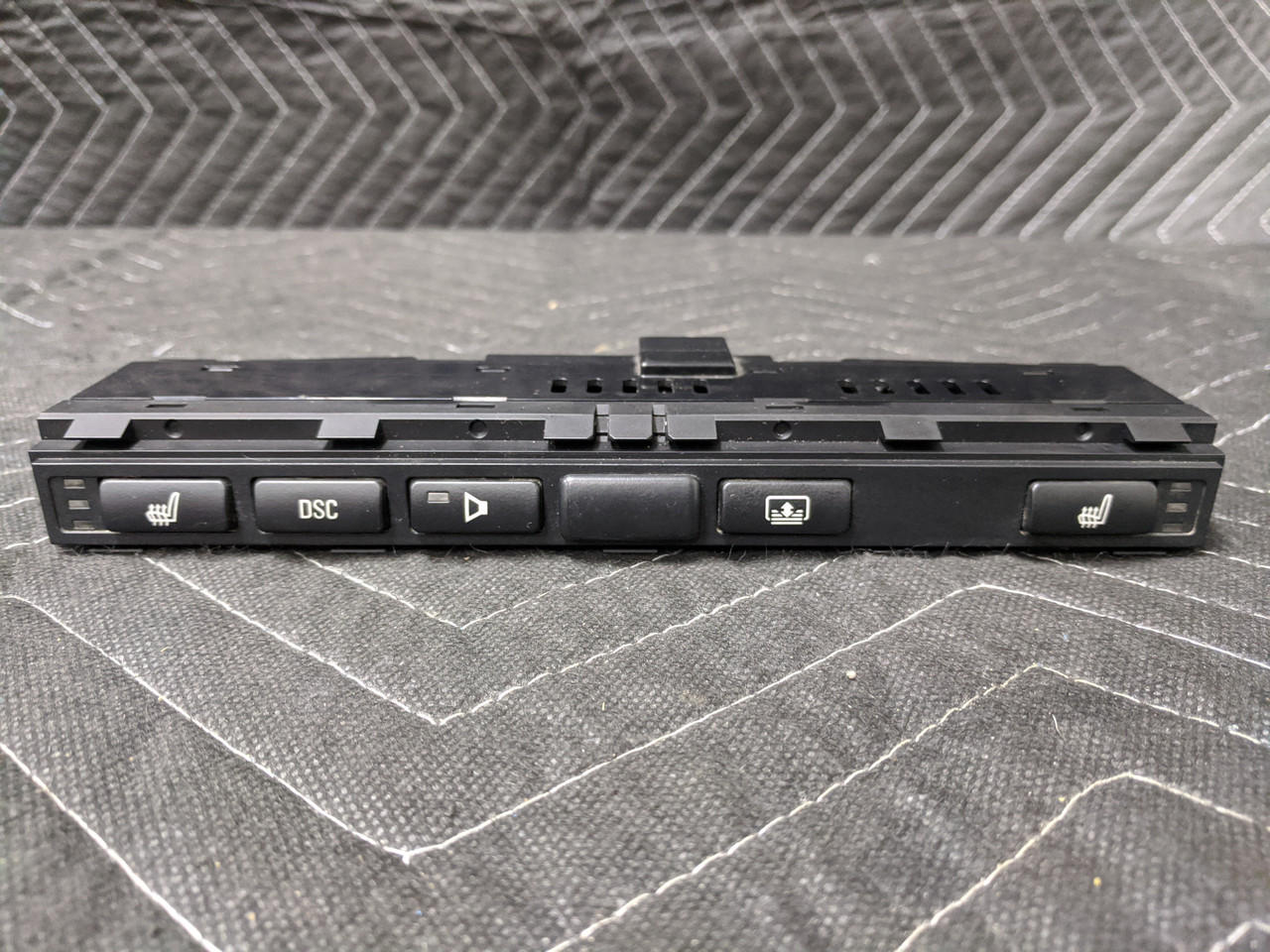 Empfohlene Produkte NEU BMW 3ER E46 CENTER CONSOLE SWITCH UNIT