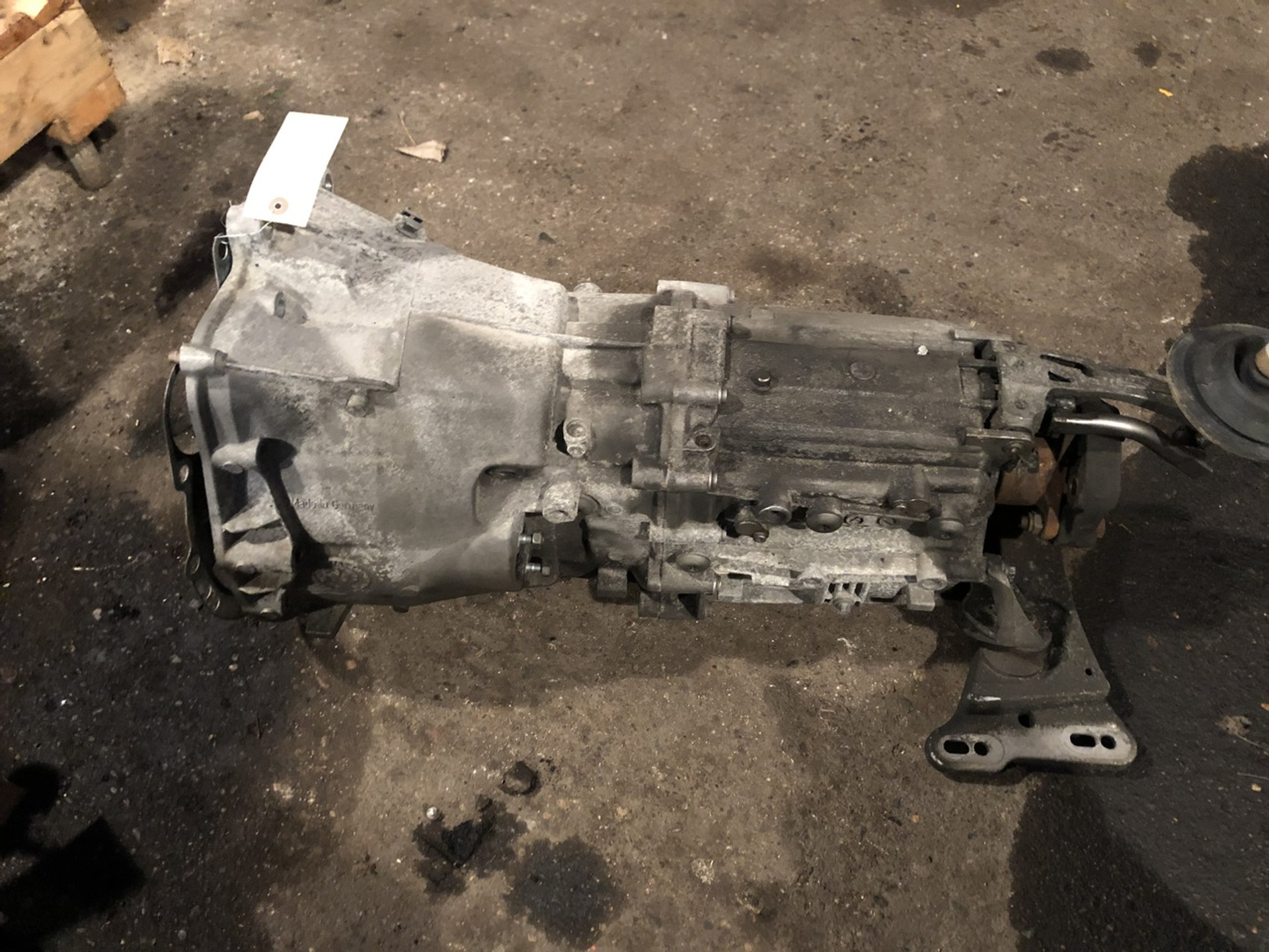 BMW E46 ZHP Transmission 6 Speed Manual ZF recycleBMWs