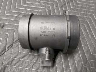 BMW E38/E39/E52/E53 Mass Air Flow Sensor MAF Bosch 0280217814 13621433567 BMW E38/E39/E52/E53 Mass Air Flow Sensor MAF Bosch 0280217814 13621433567