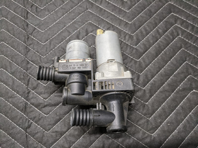 BMW E46/E83 3-Series X3 Heater Control Valve 64118369807 BMW E46/E83 3-Series X3 Heater Control Valve 64118369807