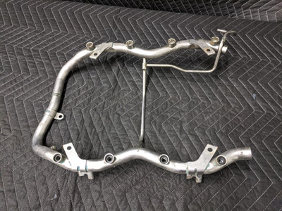 BMW E53 X5 Fuel Injector Rail 13531437443 BMW E53 X5 Fuel Injector Rail 13531437443