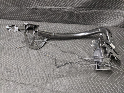 BMW E93 3-Series M3 Folding Roof Hydraulic Rear Hinge Mechanism Right Passenger 54377203116 BMW E93 3-Series M3 Folding Roof Hydraulic Rear Hinge Mechanism Right Passenger 54377203116