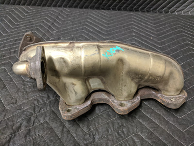 BMW E31/E38 7-Series 8-Series M73 V12 Exhaust Manifold Cylinders 7-9 11621741564 BMW E31/E38 7-Series 8-Series M73 V12 Exhaust Manifold Cylinders 7-9 11621741564