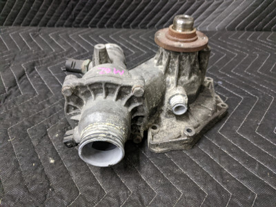 BMW E38/E39 5-Series 7-Series M62 Engine Coolant Water Pump 1742596 BMW E38/E39 5-Series 7-Series M62 Engine Coolant Water Pump 1742596