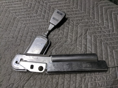 BMW E36 3-Series Lower Seat Belt Receiver Front Right Passenger 72118164932 BMW E36 3-Series Lower Seat Belt Receiver Front Right Passenger 72118164932