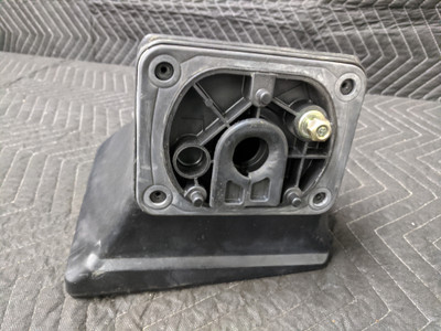 BMW E32/E34 5-Series 7-Series Cable Junction Wiring Box 61131374020 BMW E32/E34 5-Series 7-Series Cable Junction Wiring Box 61131374020