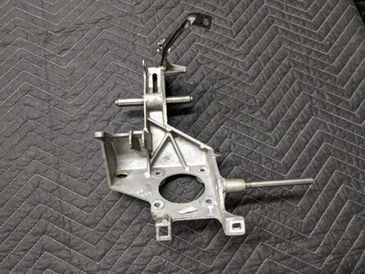 BMW E39 5-Series Foot Control Support Bracket 35111162638 BMW E39 5-Series Foot Control Support Bracket 35111162638