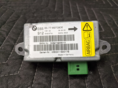 BMW E65/E66/E67 7-Series Front Door Airbag Sensor Left 65776970906 BMW E65/E66/E67 7-Series Front Door Airbag Sensor Left 65776970906