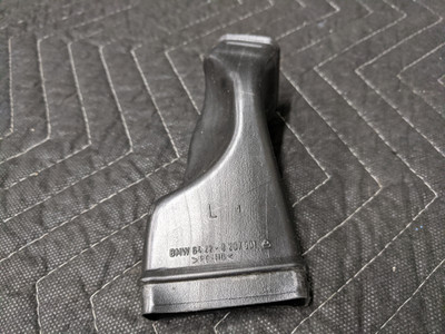 BMW E46 3-Series Defroster Nozzle Left 64228207901 BMW E46 3-Series Defroster Nozzle Left 64228207901