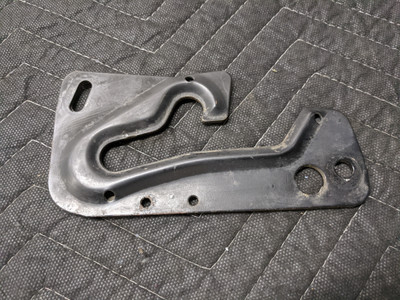 BMW E30 3-Series Hood Guide Notch Bracket 51231884271