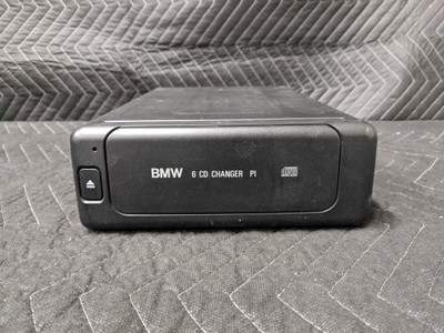 BMW E38 7-Series 6 Disc CD Changer 65128375537 BMW E38 7-Series 6 Disc CD Changer 65128375537