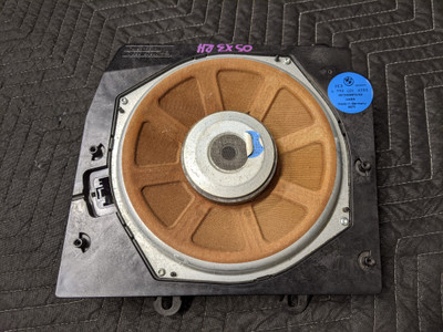 BMW E83 X3 Right HiFi Central Bass Subwoofer 65136990104 BMW E83 X3 Right HiFi Central Bass Subwoofer 65136990104