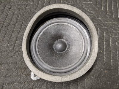 BMW E53 X5 Rear Door HiFi Loudspeaker Right 65138380584 BMW E53 X5 Rear Door HiFi Loudspeaker Right 65138380584