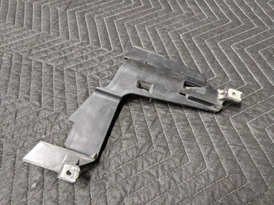 BMW E46 3-Series Headlight Bracket Right 1301073018 BMW E46 3-Series Headlight Bracket Right 1301073018