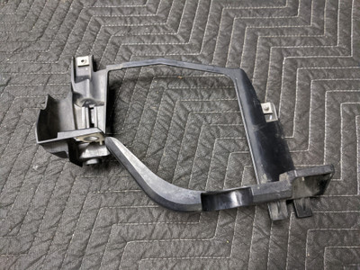 BMW E60 5-Series Headlight Bracket Left 63126936089 158737 BMW E60 5-Series Headlight Bracket Left 63126936089 158737