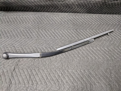 BMW E39 5-Series M5 Left Driver Windshield Wiper Arm 61618209879