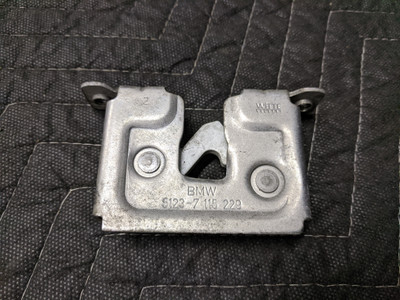 BMW E92 3-Series Hood Latch Lock 51237115229 BMW E92 3-Series Hood Latch Lock 51237115229