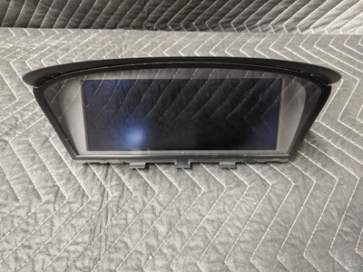 BMW E90 3-Series Navigation Information Display Alpine 65829151979 BMW E90 3-Series Navigation Information Display Alpine 65829151979