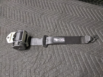 BMW E92 3-Series Coupe Rear Upper Seatbelt Schwarz 72117119392 BMW E92 3-Series Coupe Rear Upper Seatbelt Schwarz 72117119392
